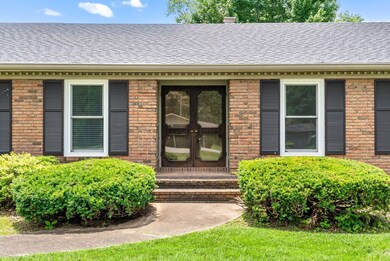 107 N Sunset Cir, Hopkinsville, KY 42240 - photo 5