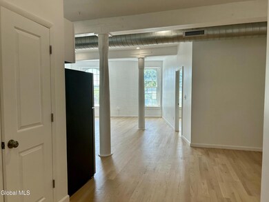 3C Entry View