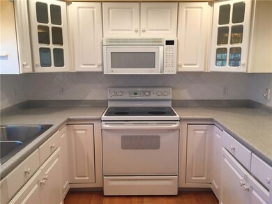 32 Winchester Ct unit 34, Kennebunk, ME 04043 - photo 5