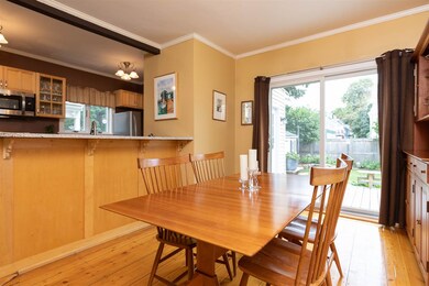 303 Cabot St, Portsmouth, NH 03801 - photo 5