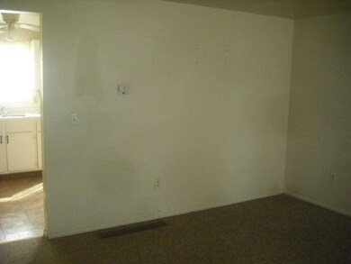 4991 Albany Dr, Columbus, OH 43232 - photo 3