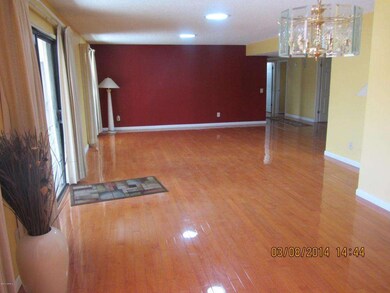 Howard & Wood 026