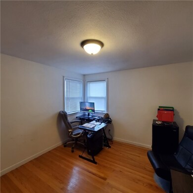 40 N Vale Ave, Cranston, RI 02910 - photo 6