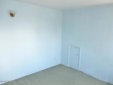352-500164_-_Bedroom_1