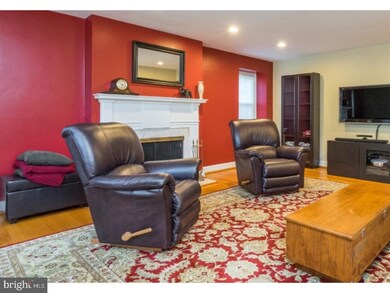 7905 Cobden Rd, Glenside, PA 19038 - photo 3