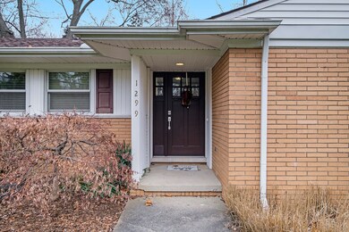 1299 Northover Dr, Bloomfield Hills, MI 48304 - photo 4