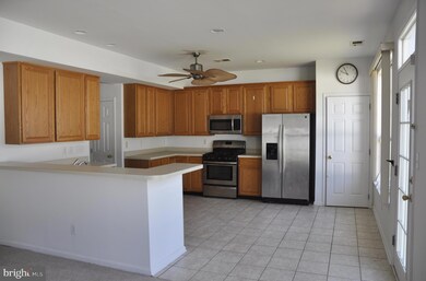 33 Greenbrook Dr, Columbus, NJ 08022 - photo 6