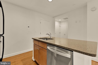 150 V St NW unit VL02, Washington, DC 20001 - photo 7