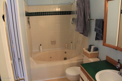 Upper Bathroom