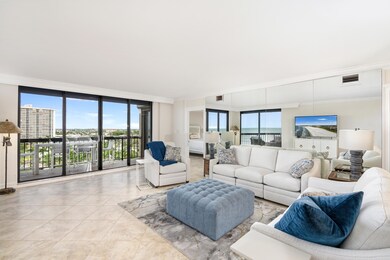 LR, Balcony & view south