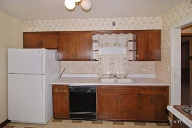 1919 Manchester Ave, Westchester, IL 60154 - photo 4