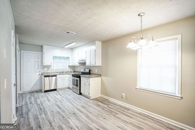 1516 Pine Cone Ln NW, Conyers, GA 30012 - photo 3