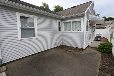 1109 James St, Chicopee, MA 01022 - photo 4