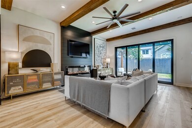 606 Cordell St, Houston, TX 77009 - photo 4