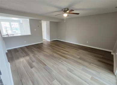 390 Jury Ln unit A, Newport News, VA 23608 - photo 3