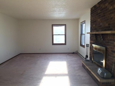 1910 Continental Dr, Grand Forks, ND 58201 - photo 7