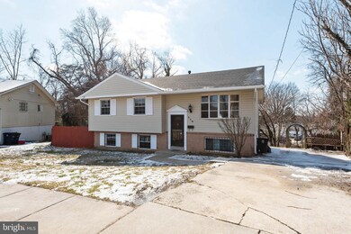 110 W Mill Ave, Capitol Heights, MD 20743 - photo 2