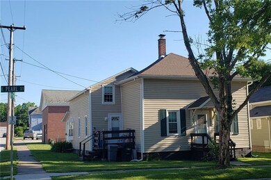 Corner of East Pearl and Smock