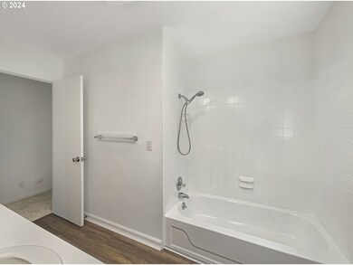 2408 12th Ave, Forest Grove, OR 97116 - photo 5