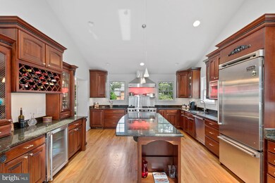 11030 Waycroft Way, Rockville, MD 20852 - photo 7