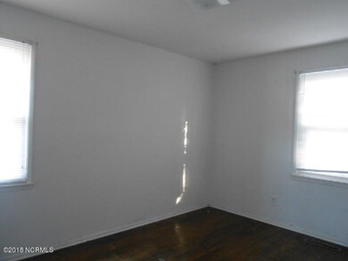 1113 River St, Jacksonville, NC 28540 - photo 4