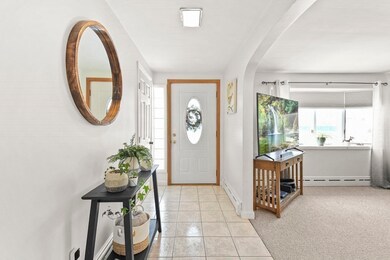 22 Edgemere Blvd unit 24, Shrewsbury, MA 01545 - photo 7