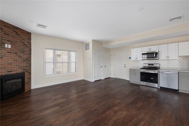206 Waterman St unit 3, Providence, RI 02906 - photo 4