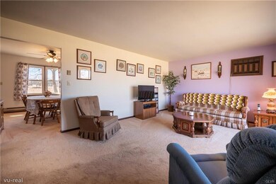 4536 S Sunset Dr, Coopersburg, PA 18036 - photo 5