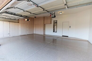7-Garage