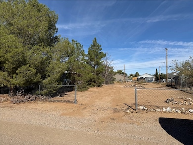 2315 E Suffock Ave, Kingman, AZ 86409 - photo 2