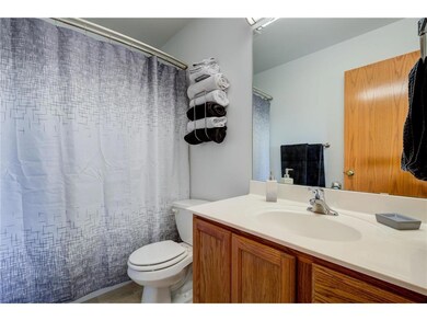 6-web-or-mls-bathroom 1