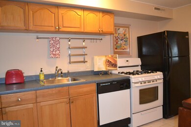 1322 Maple Ave, Elsmere, DE 19805 - photo 5