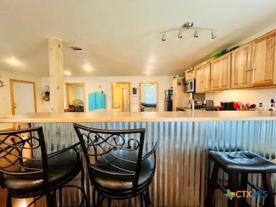 76 Coastal Oaks Loop, Port O'Connor, TX 77982 - photo 4