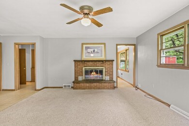 6345 Pheasant Ln, Verona, WI 53593 - photo 4