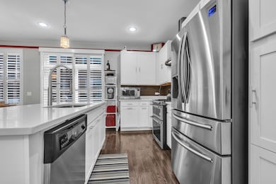 843 Lexington Cir E, Des Plaines, IL 60016 - photo 3