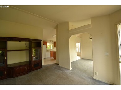 221 NW Blair St unit 24, Sheridan, OR 97378 - photo 5