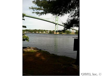 Waterfront/Dock/Pier