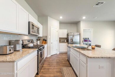 202 Saddle Crest-21