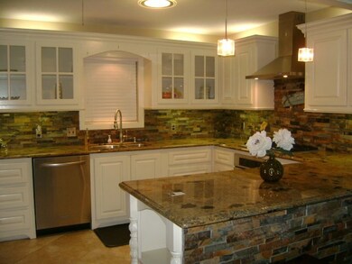 2917 Encino Ave, Bay City, TX 77414 - photo 2