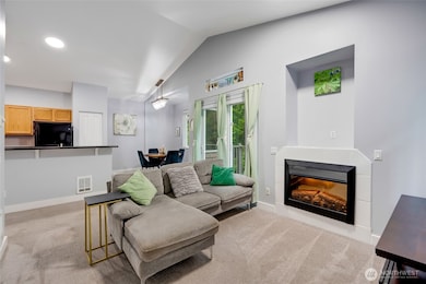 5809 Highway Place unit B304, Everett, WA 98203 - photo 3