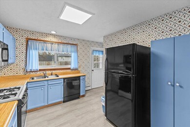 96 Gazo Ave, Burlington, VT 05408 - photo 6