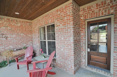 914 Lynn Cir, Tupelo, MS 38804 - photo 3