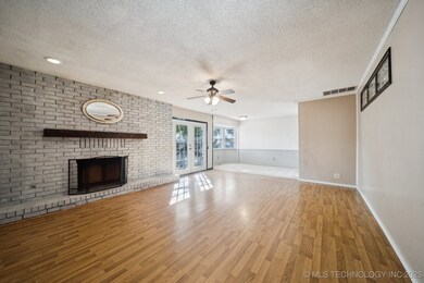 4121 S Cedar Place, Broken Arrow, OK 74011 - photo 7