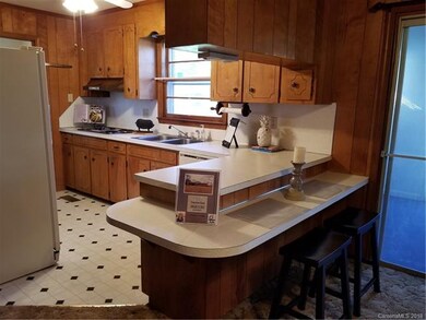 270 Clearview Rd, Statesville, NC 28625 - photo 5