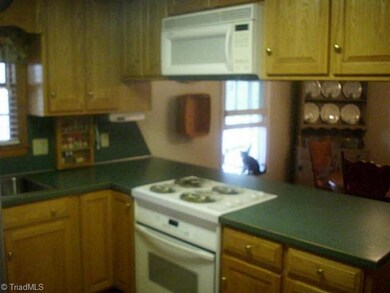 1363 Cortez Rd, Asheboro, NC 27205 - photo 6