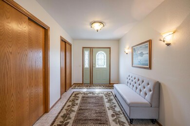 517 4th St W, Park Rapids, MN 56470 - photo 4