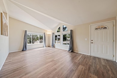 604 NE Shoshone Dr, Redmond, OR 97756 - photo 7