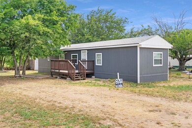 8758 Windmill Ct, Cresson, TX 76035 - photo 3