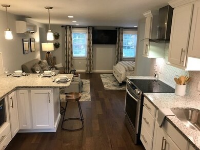 685 Pond St unit B, Franklin, MA 02038 - photo 4