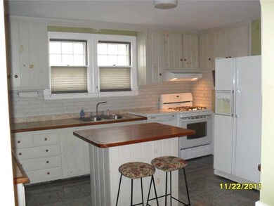 76 Gray St, Providence, RI 02909 - photo 4